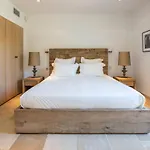 Vyylla Private B&B 4*