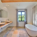 Vyylla Private B&B 4*
