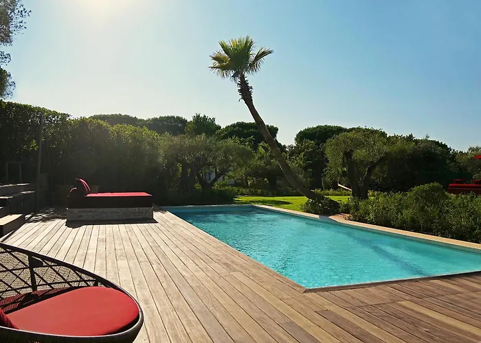 Vyylla Private Bed and Breakfast 4*